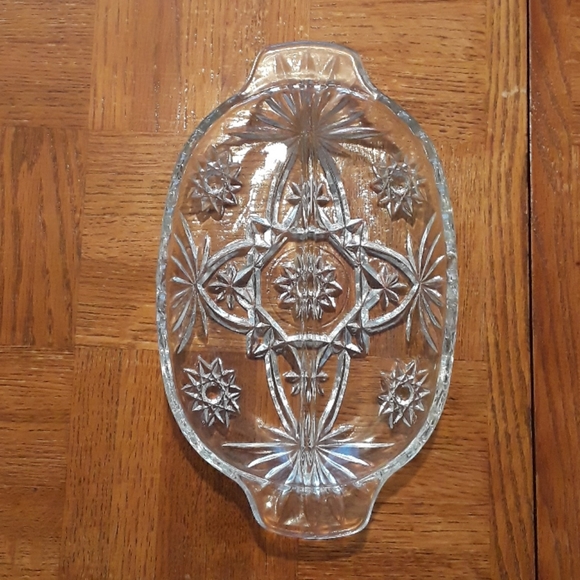 🍪TRADED🍪Crystal divided dish w/ serving handles - Picture 9 of 12
